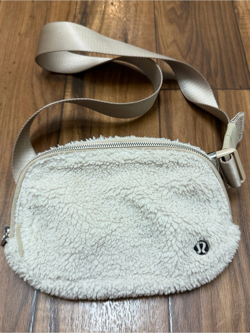 Lululemon LU9B18S Womens Everywhere Sherpa Belt Bag Fleece Beige
